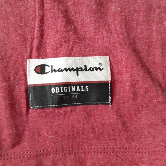🎈SALE🎈 Sz L CHAMPION Short Sleeve Reddish pink T-shirt New w Riptag - Picture 3 of 12